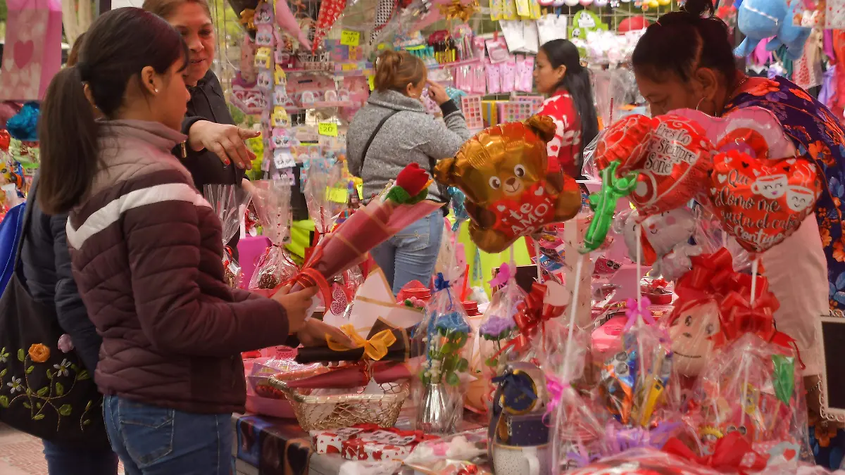 Mercadito San Valentín